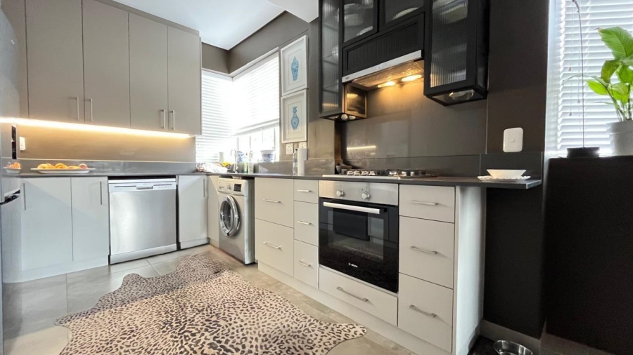 2 Bedroom Property for Sale in Island View Western Cape